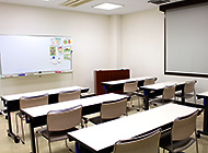 講習室